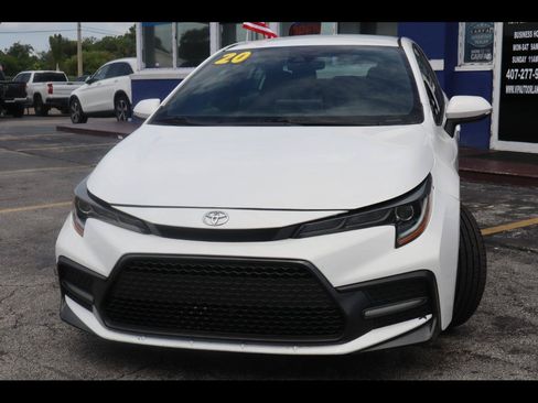 Used 2020 Toyota Corolla SE FWD image 3