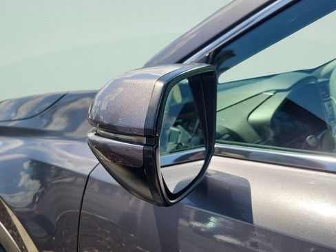 Used 2018 Honda CR-V EX image 5