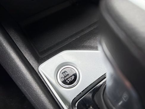 Used 2025 Nissan Altima 2.5 SV FWD image 16