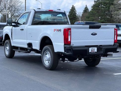 New 2026 Ford F250 XL w/ FX4 Off-Road Package AWD/4WD image 11