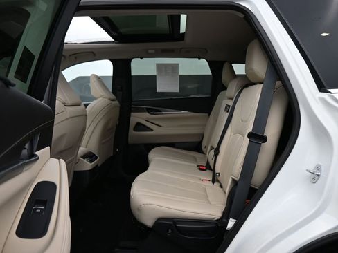 Used 2023 INFINITI QX60 Luxe w/ Cargo Package AWD/4WD image 19