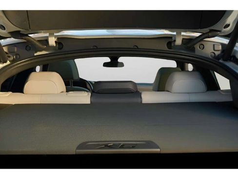 Used 2022 BMW X6 xDrive40i w/ Executive Package image 43