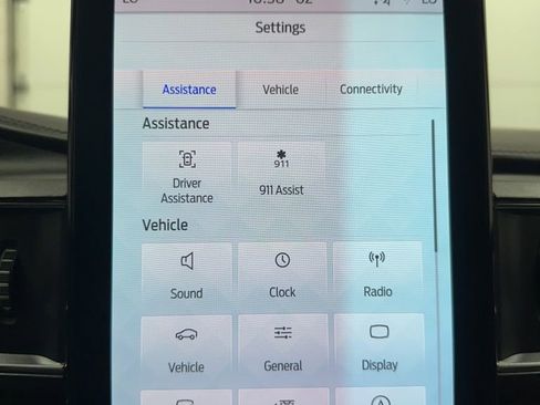 Used 2022 Ford Explorer Platinum w/ Equipment Group 601A image 34