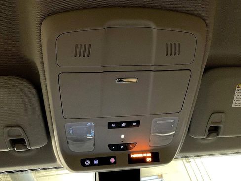 Used 2019 Buick Envision Premium image 26