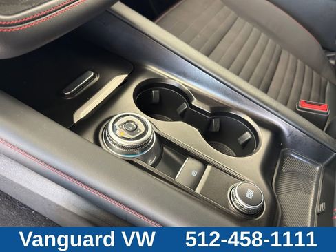 Used 2025 Ford Explorer ST-Line w/ ST-Line Street Pack AWD/4WD image 16