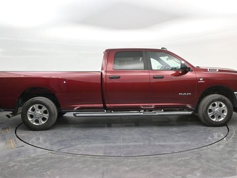 Used 2022 RAM 3500 Big Horn w/ Safety Group B AWD/4WD image 9
