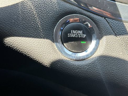 Used 2018 Chevrolet Impala Premier FWD image 22