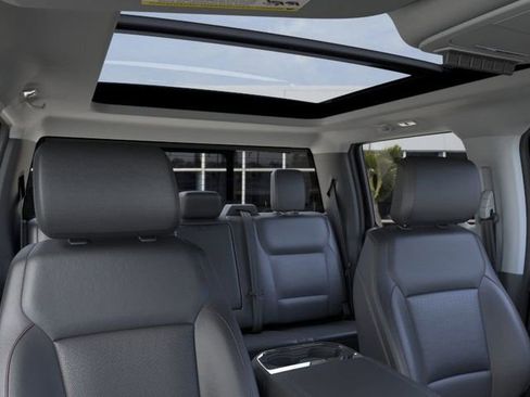 New 2026 Ford F250 Lariat w/ Black Appearance Package image 22