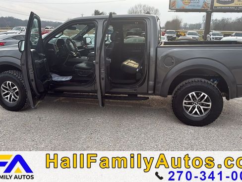 Used 2017 Ford F150 Raptor w/ Equipment Group 802A Luxury AWD/4WD image 12