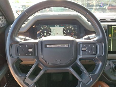 Used 2022 Land Rover Defender 110 X-Dynamic HSE AWD/4WD image 20