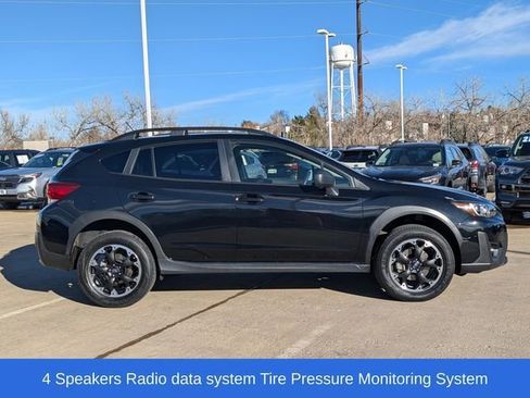 Used 2023 Subaru Crosstrek 2.0i image 2