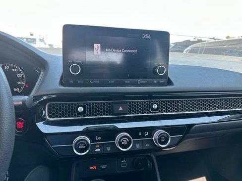 Used 2022 Honda Civic LX image 7