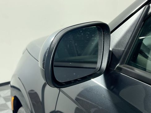 Certified 2025 Kia Soul LX w/ LX Technology Package FWD image 11