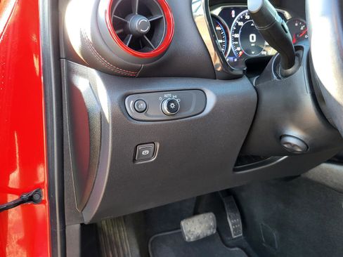 Used 2022 Chevrolet Blazer RS w/ Enhanced Convenience Package image 19