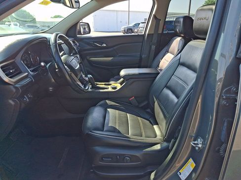 Used 2018 GMC Acadia Denali w/ Technology Package AWD/4WD image 14