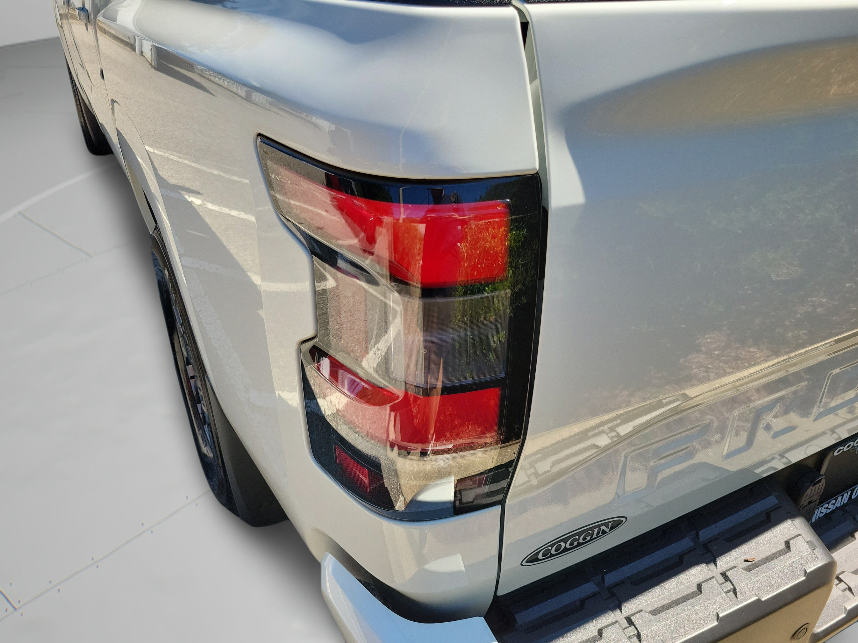 Used 2026 Nissan Frontier SV w/ All-Weather Content Package RWD image 24
