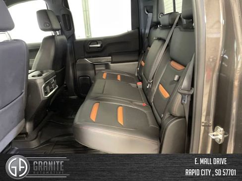 Used 2019 GMC Sierra 1500 AT4 w/ AT4 Preferred Package AWD/4WD image 28