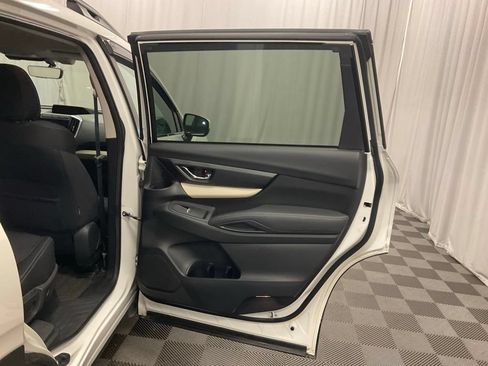 Used 2022 Subaru Ascent Premium w/ Convenience Package AWD/4WD image 28