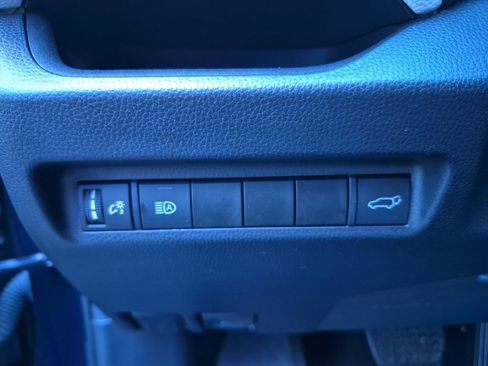 Used 2021 Toyota RAV4 XLE w/ Convenience Package image 20