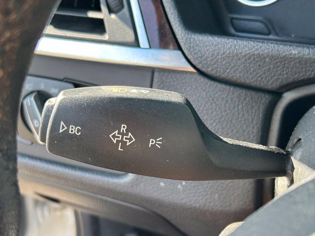 Used 2016 BMW 328i xDrive Sedan AWD/4WD image 25