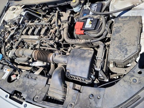 Certified 2019 Honda Accord Sport image 9