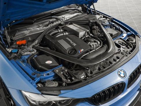 Used 2018 BMW M3 image 24