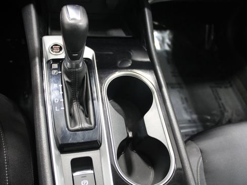 Used 2022 Nissan Altima 2.5 SV w/ SV Premium Package FWD image 29