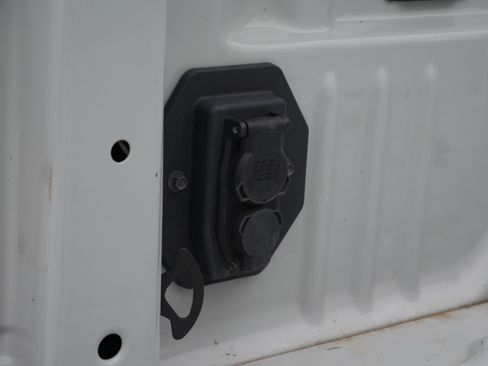 Certified 2025 Ford F450 Lariat image 27