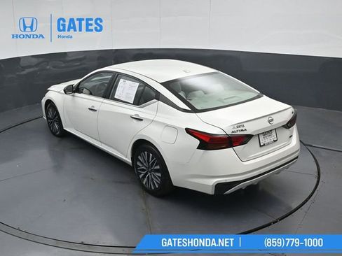 Used 2024 Nissan Altima 2.5 SV AWD/4WD image 49