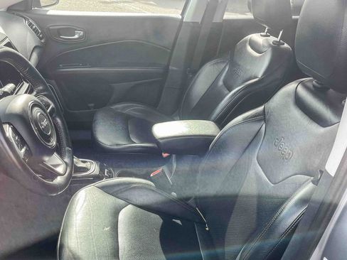 Used 2018 Jeep Compass Limited w/ Navigation Group image 9