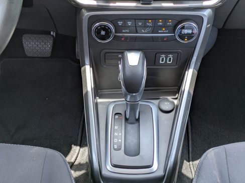 Used 2020 Ford EcoSport SE w/ SE Convenience Package FWD image 16