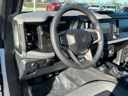 Used 2022 Ford Bronco 2-Door image 16