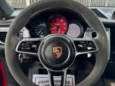 Used 2017 Porsche Macan GTS AWD/4WD image 26