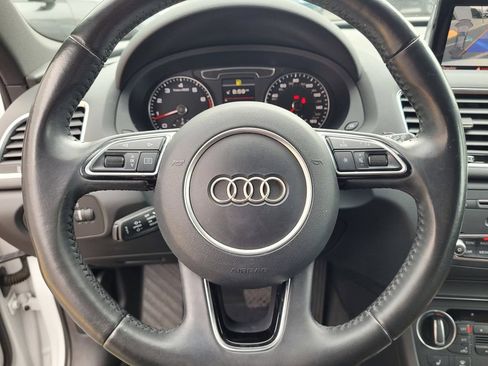 Used 2017 Audi Q3 2.0T Premium Plus w/ Premium Plus Package AWD/4WD image 21