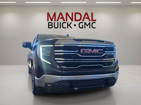 Used 2025 GMC Sierra 1500 SLT image 14