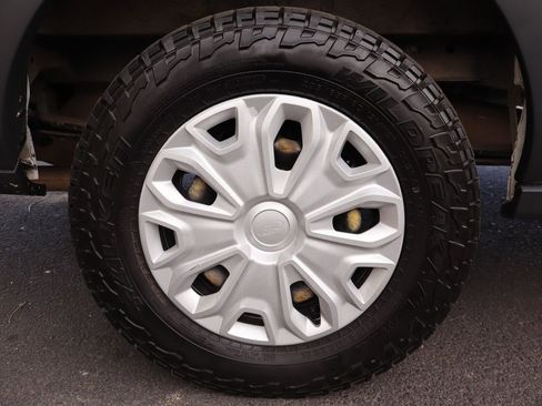 Used 2017 Ford Transit 350 XLT image 44