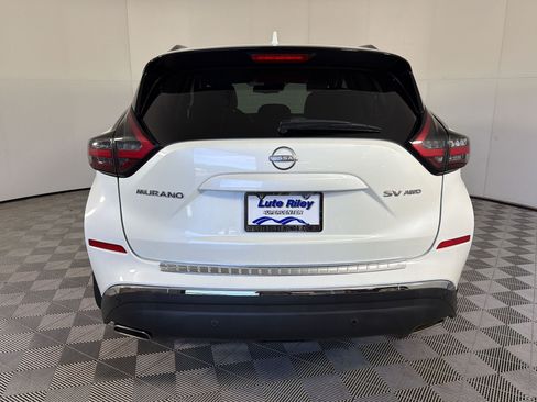 Used 2023 Nissan Murano SV AWD/4WD image 10