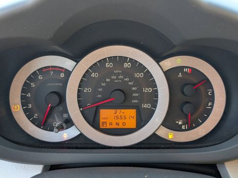 Used 2011 Toyota RAV4 4WD image 19