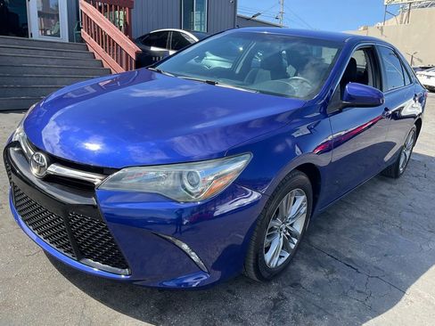 Used 2015 Toyota Camry SE image 92