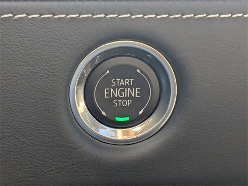 New 2025 Cadillac Escalade Sport Platinum w/ LPO, Floor Liner Package image 33