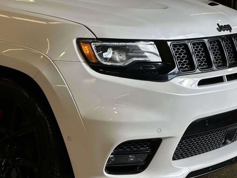 Used 2020 Jeep Grand Cherokee SRT image 8