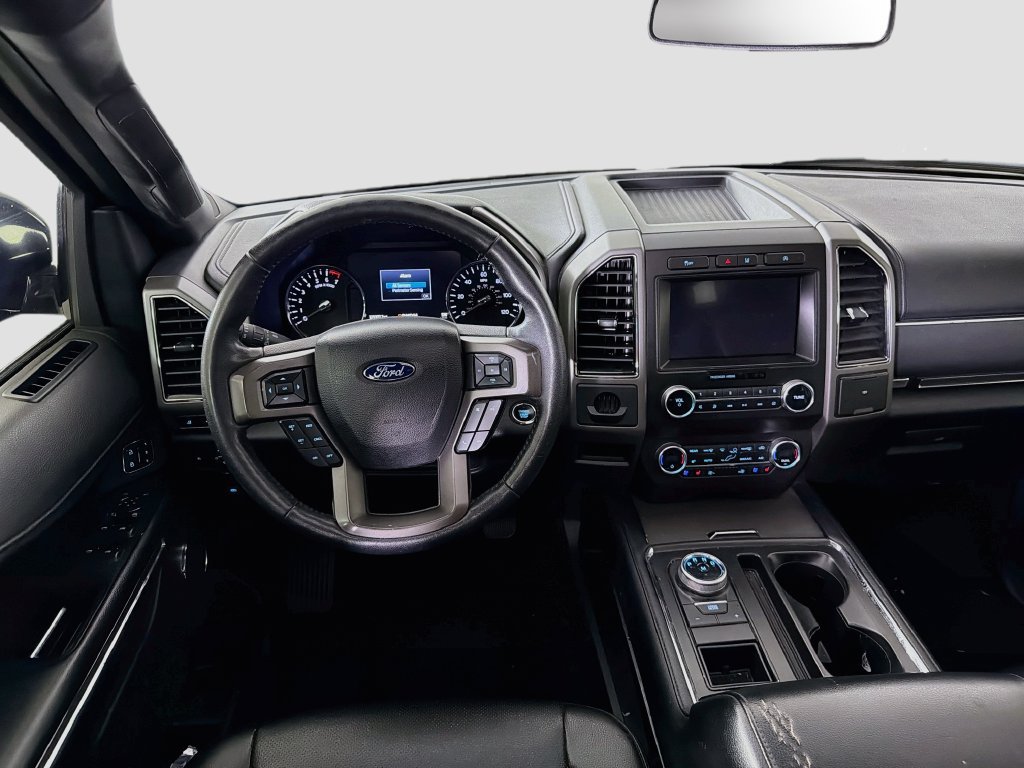 Used 2020 Ford Expedition Max XLT w/ Equipment Group 202A RWD image 27