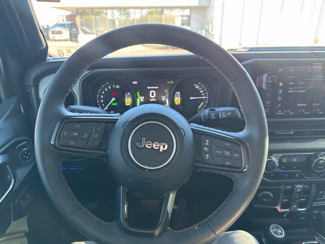 Used 2024 Jeep Wrangler Unlimited w/ Convenience Group AWD/4WD image 15