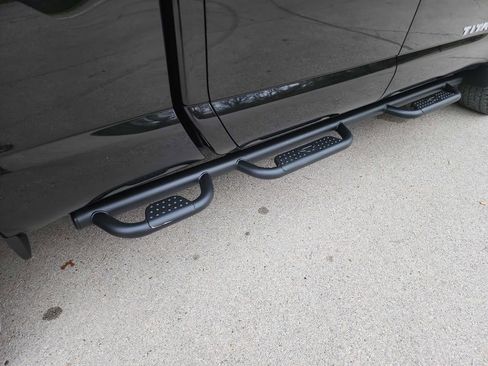 Used 2021 Nissan Titan SV w/ SV Convenience Package image 15