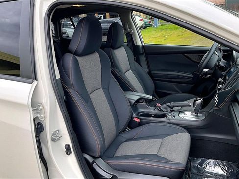 Used 2023 Subaru Crosstrek 2.0i Premium image 10