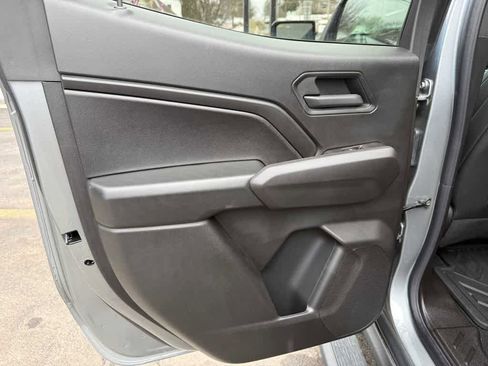 Used 2025 Chevrolet Colorado Trail Boss image 19