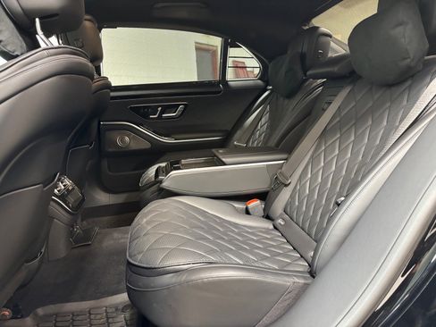Used 2024 Mercedes-Benz S 580 4MATIC Sedan image 27