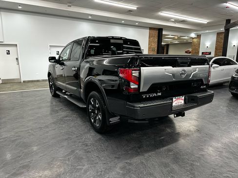 Used 2020 Nissan Titan Platinum Reserve w/ Moonroof Package image 7