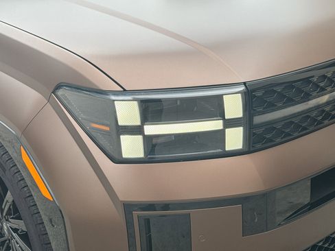 Used 2024 Hyundai Santa Fe Calligraphy FWD image 32