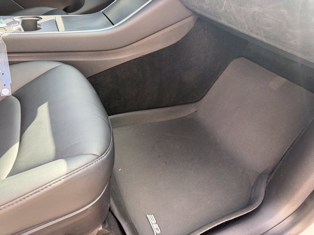 Used 2020 Tesla Model Y Long Range AWD/4WD image 14